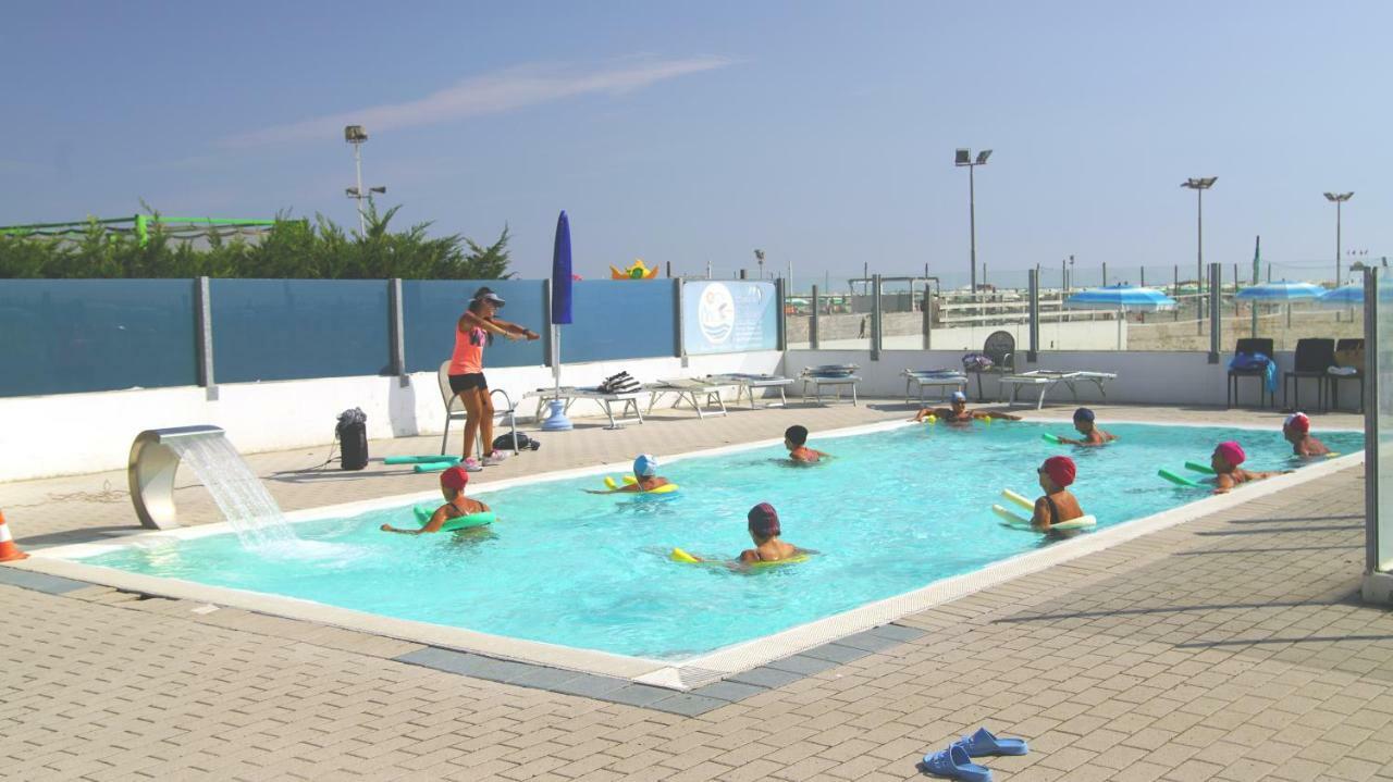 Villetta Maiori Lido delle Nazioni Luaran gambar